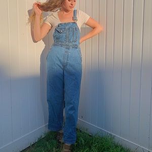 GAP Overalls!! 🦋